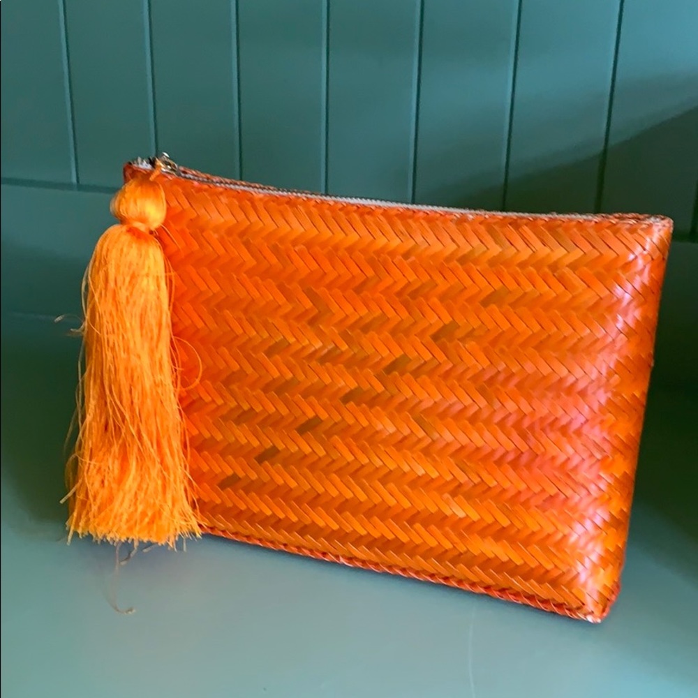Ladies’ Kayu Designs Clutch.